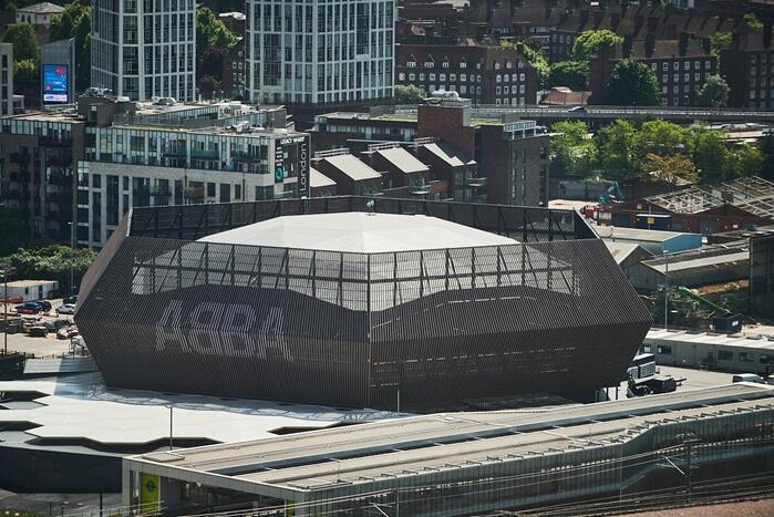 Arena with ABBA headline 